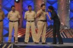 Shahrukh Khan at Police show Umang in Andheri Sports Complex, Mumbai on 18th Jan 2014